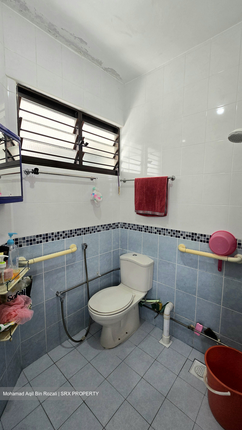 Blk 12 Pine Close (Geylang), HDB 4 Rooms #580260931